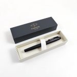 Pero parker z gravuro